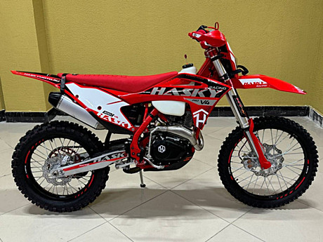 Мотоцикл HASKY V4 Racing (300cc, баланс. вал, 4 клапана)