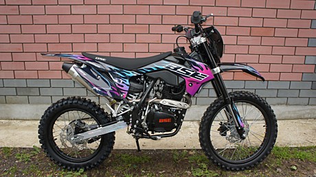 Мотоцикл BSE Z1 (025) (19/16, 12 л/с) HotRod Blue