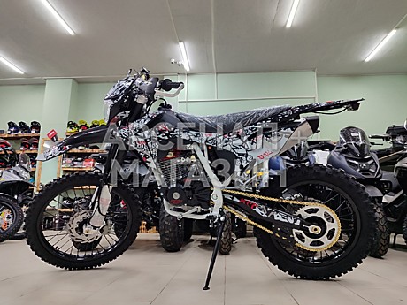 Мотоцикл BSE Z10L (030) (21/18, 25 л/с) Graffiti White